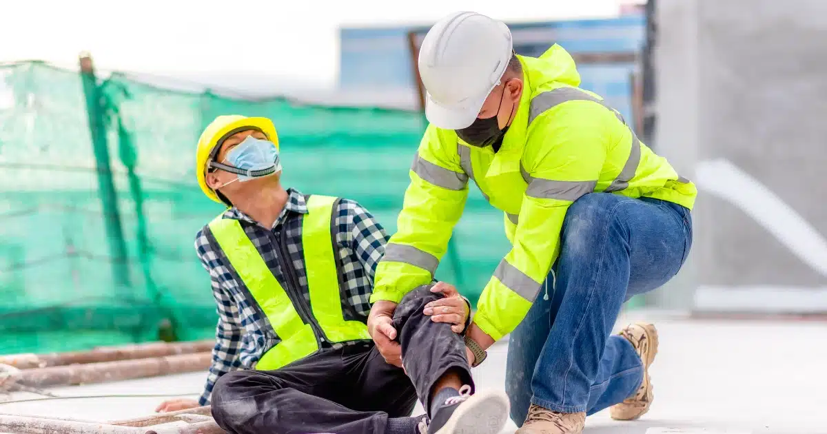 Construction worker injured on Texas job site receiving help - workplace accident funding available